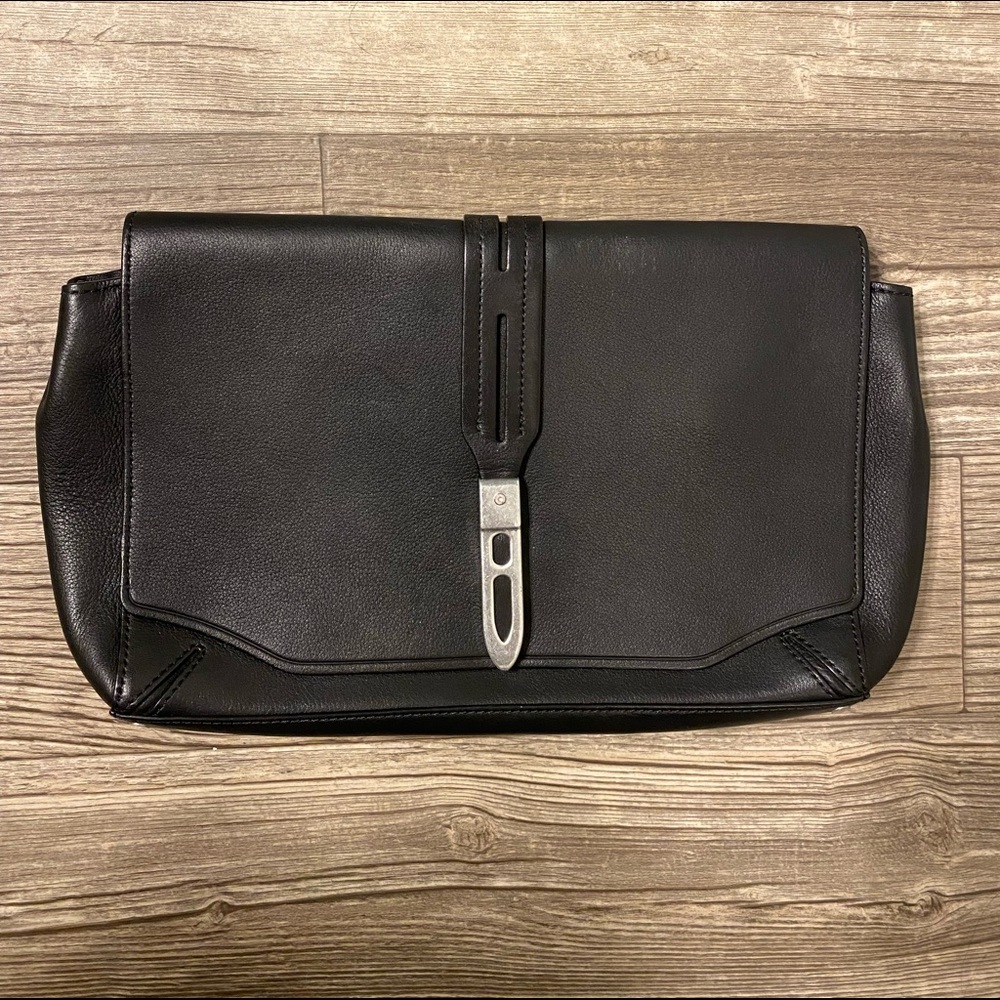 Rag & Bone Clutch